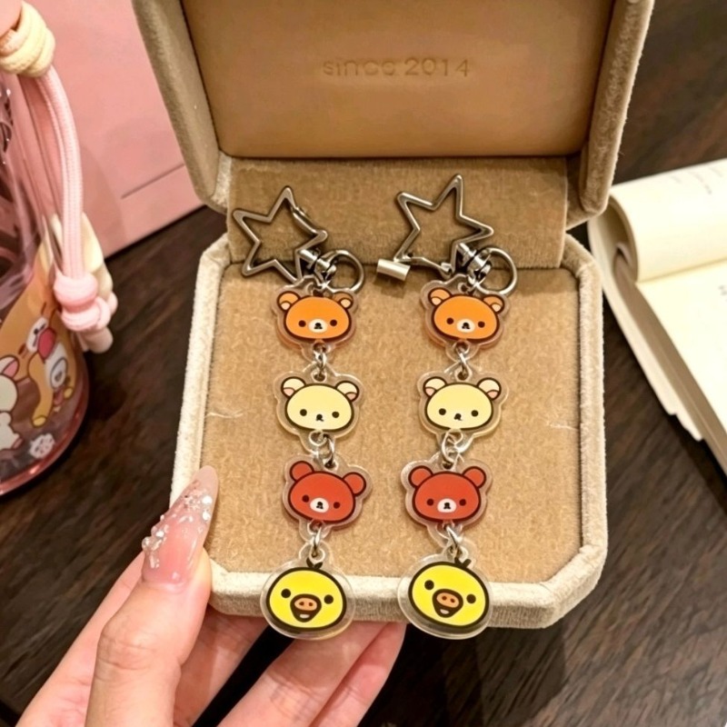 アニメのキャラクター「リラックマ」のアクリル製キーホルダー。 - Car Accessories Japanese のレビューと価格