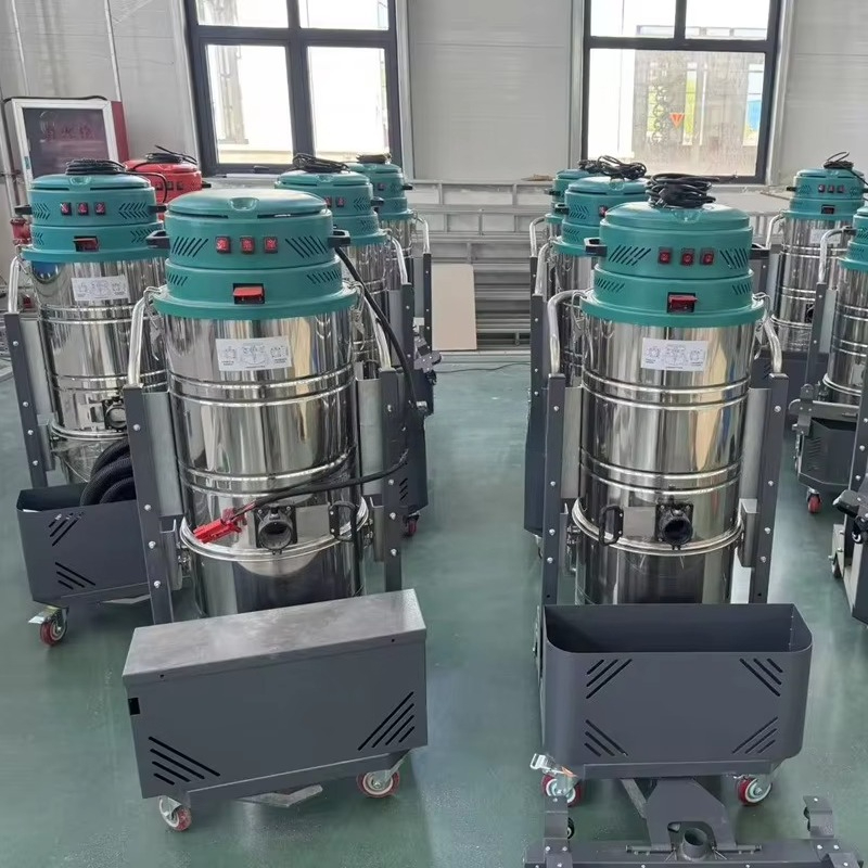業務用高出力乾湿両用産業用掃除機（洗車場、ガレージ、工場向け - Car Vacuum のレビューと価格